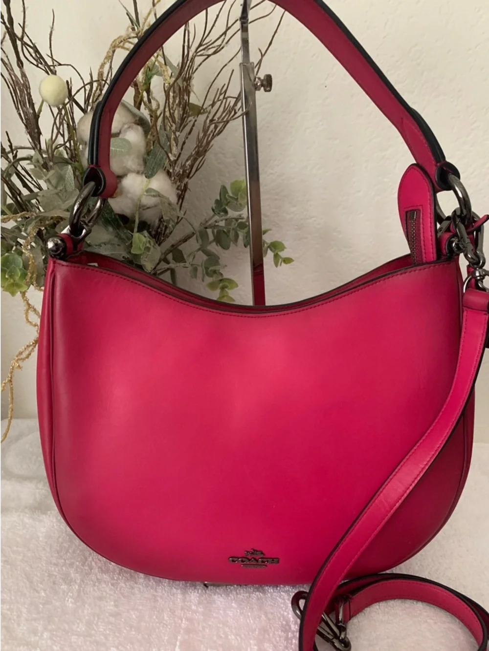 Coach Nomad Hobo Tote Leather Shoulder/Crossbody Bag